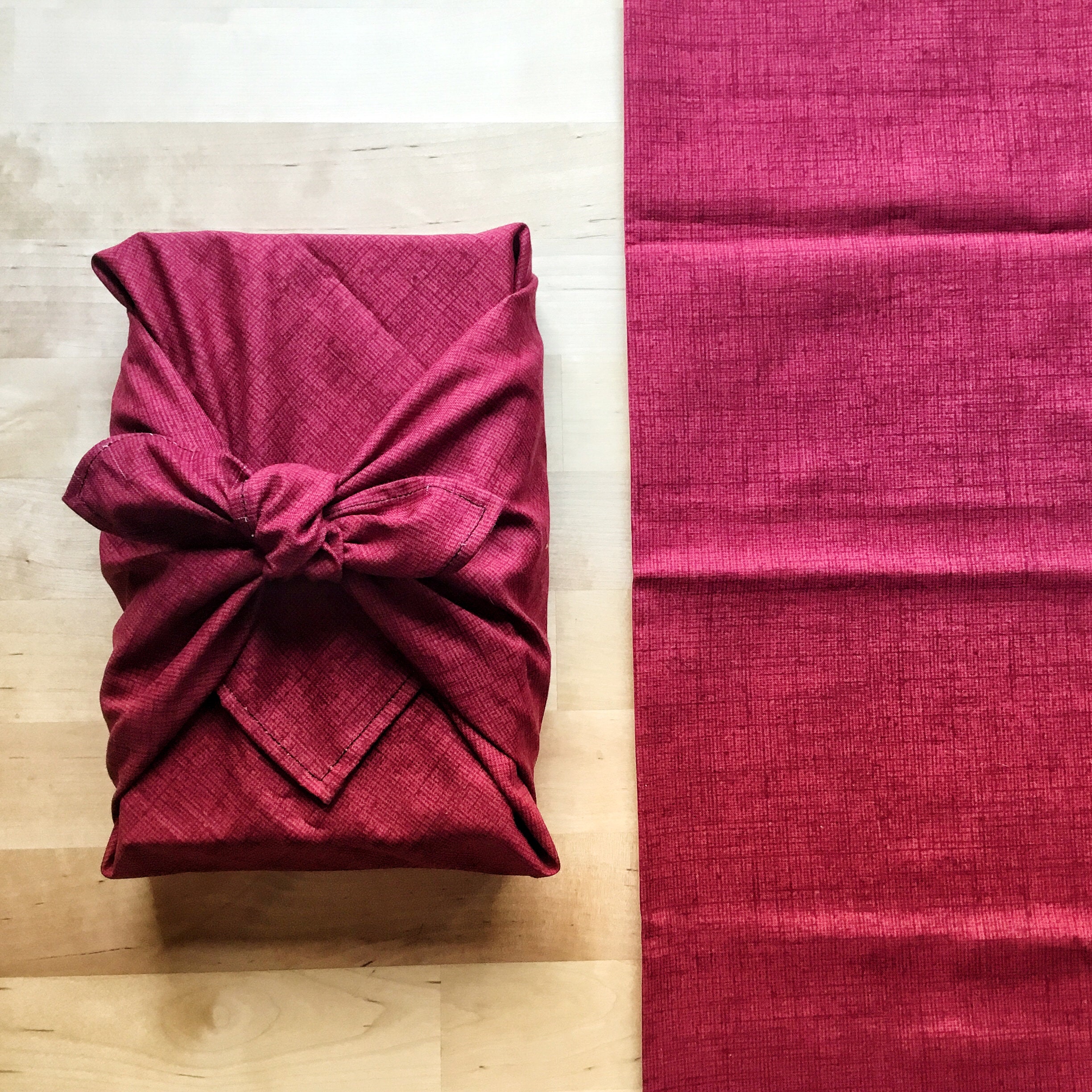 Furoshiki M • tissu rouge élégant – Image 2