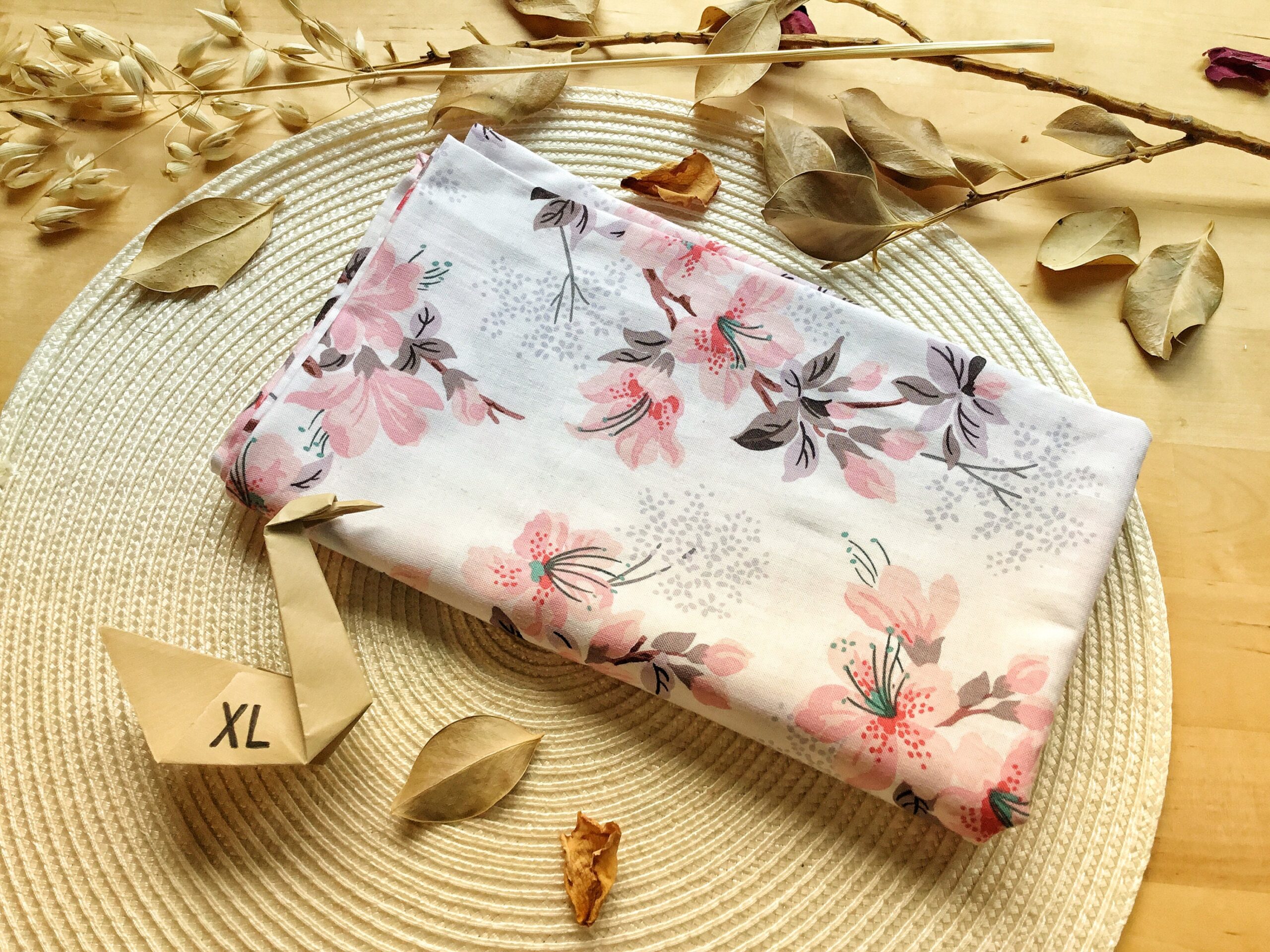 Furoshiki XL • tissu blanc fleurs roses