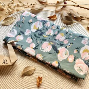 Furoshiki XL • tissu vert de gris à fleurs