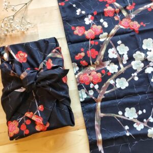 Furoshiki M • tissu prunier japonais noir