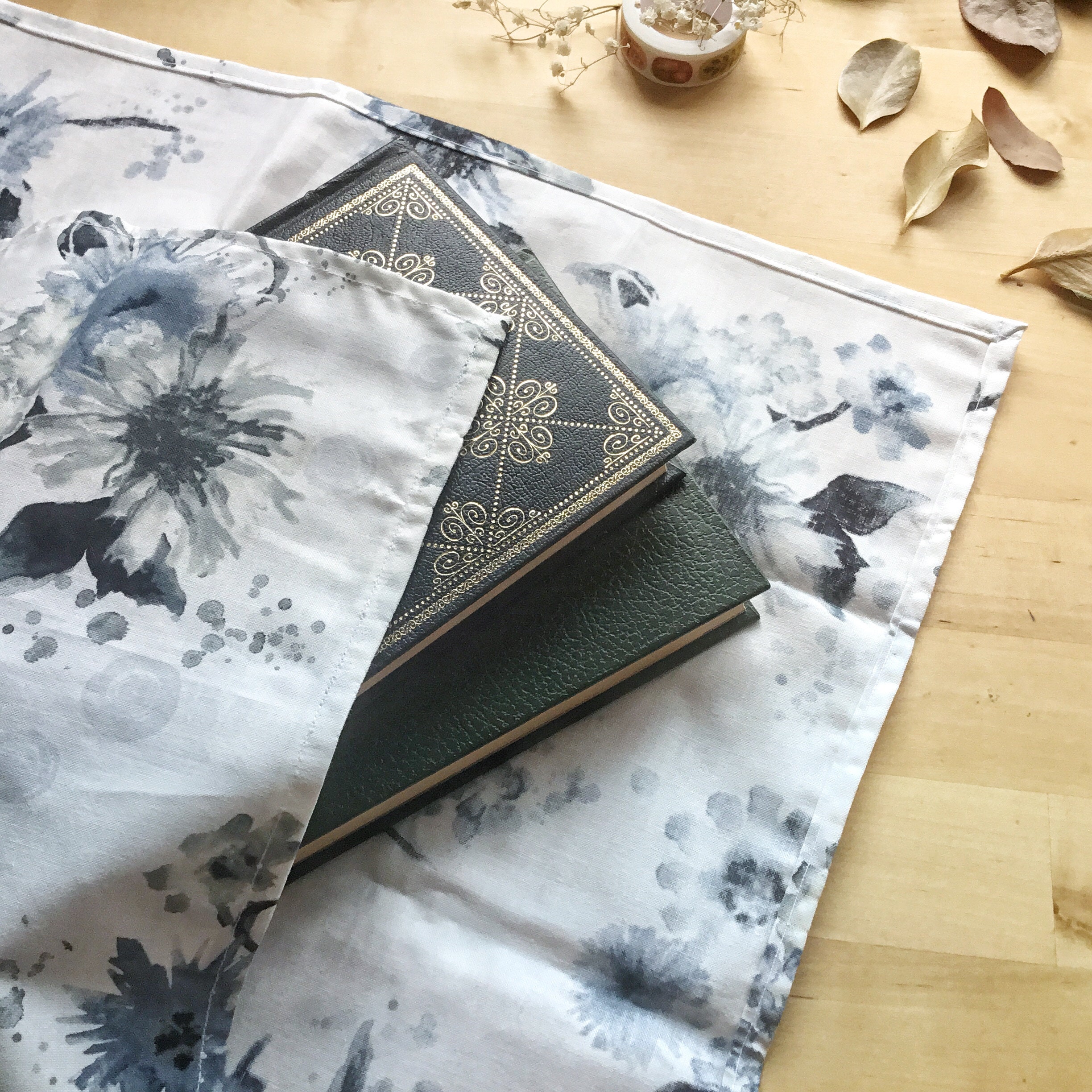 Furoshiki M • tissu fleurs aquarelle – Image 3