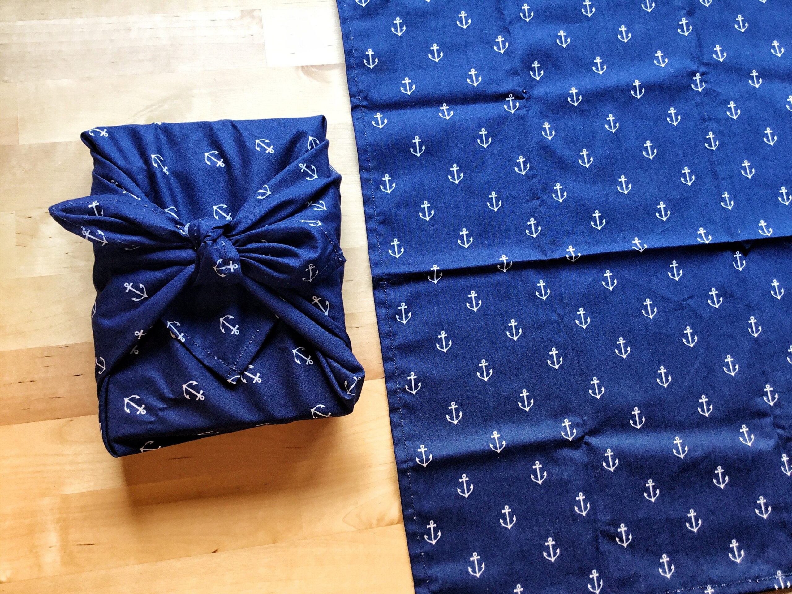 Furoshiki M • tissu ancres marines