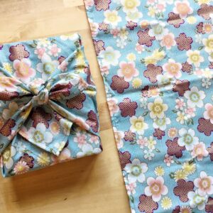 Furoshiki M • tissu japonais fleuri bleu