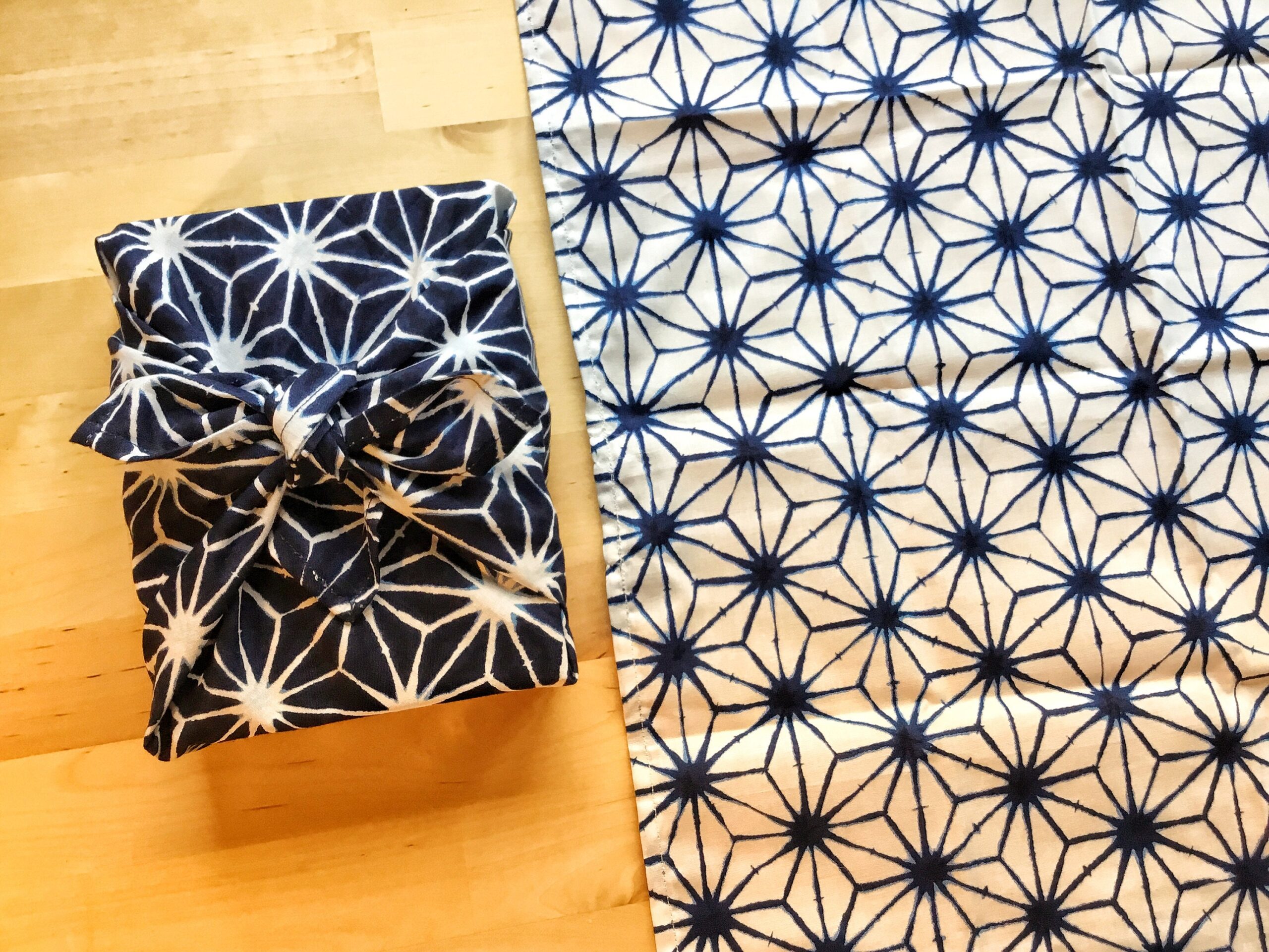 Lot de 2 Furoshiki M • tissu japonais asanoha – Image 5