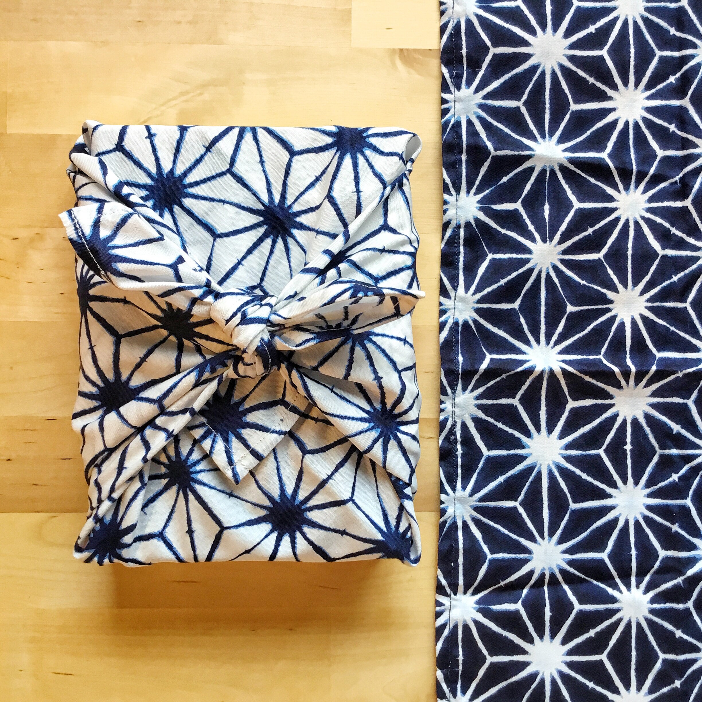 Lot de 2 Furoshiki M • tissu japonais asanoha – Image 2